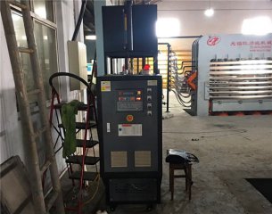 混合干燥機(jī)配導(dǎo)熱油爐加熱耗電嘛？